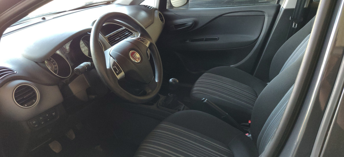 image-0 Fiat Punto